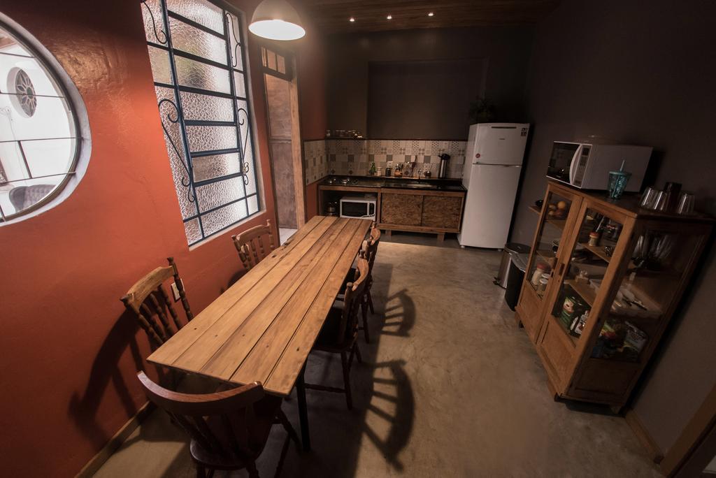 Frida Casa Hostel Pelotas Esterno foto