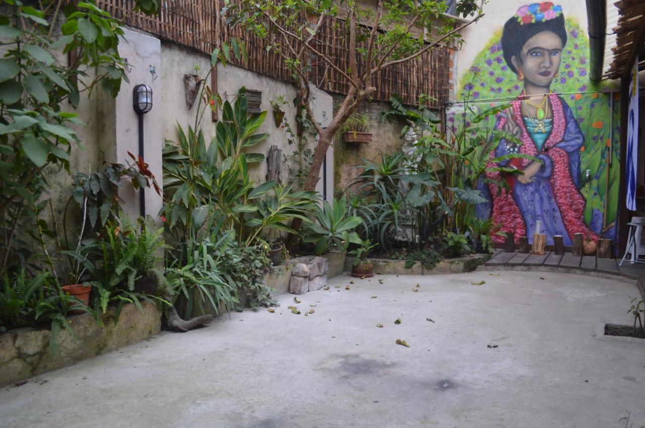 Frida Casa Hostel Pelotas Esterno foto